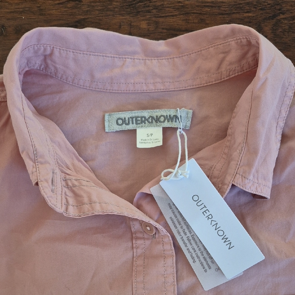 Outerknown - The Lightweight Weekend Shirt - Picture 2 of 9
